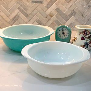 Vintage Pyrex Set: Robin's Egg Blue Bowl AND White Opal ware (023 & 024)